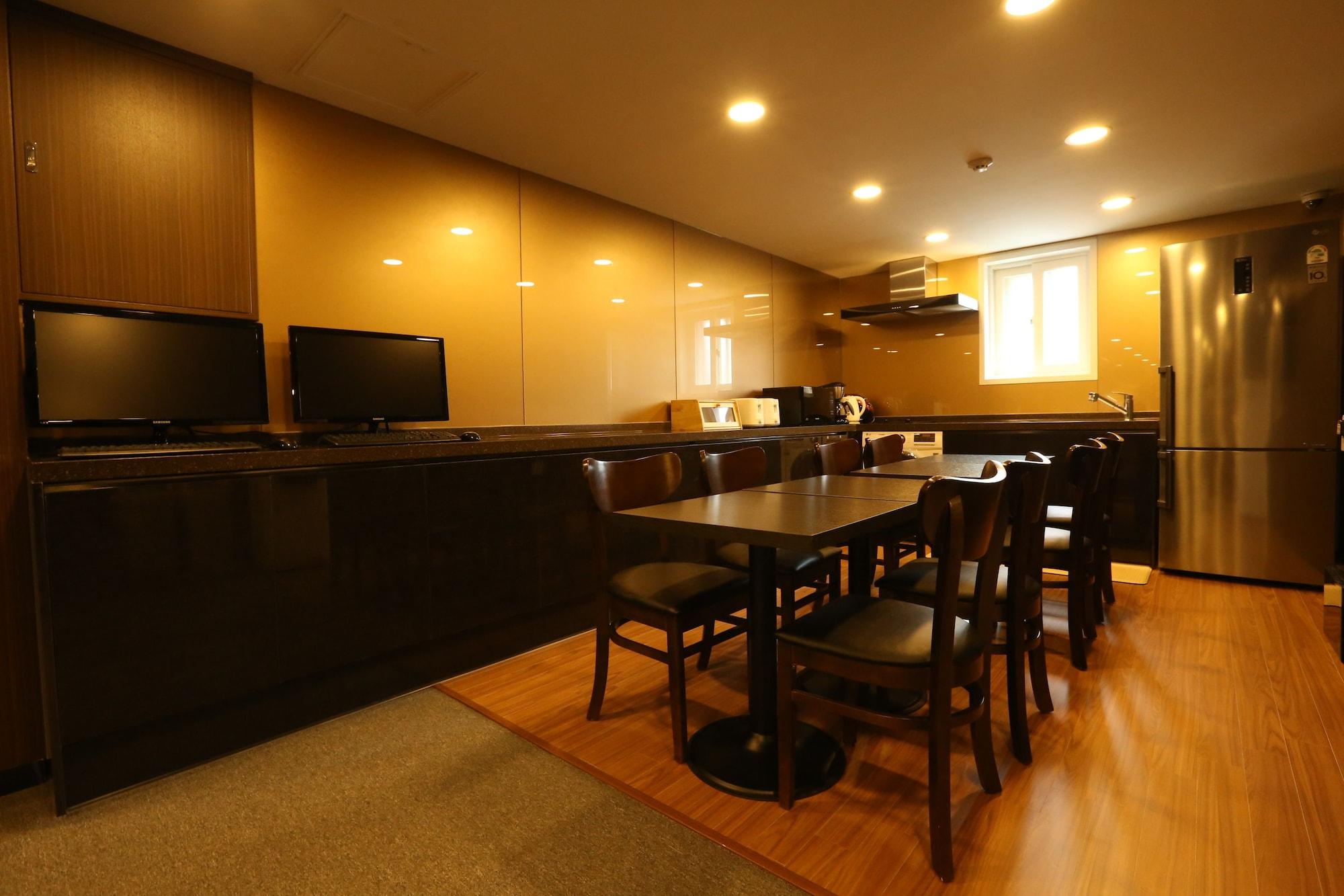 Tripstay Myeongdong Seúl Exterior foto